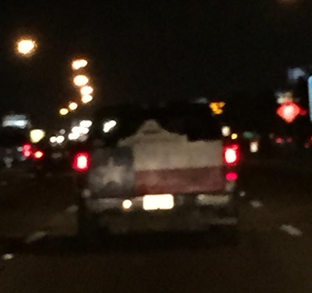 AcademicDome's tweet photo. If I had a pickup truck... #DomeProblems A tailgate worth remembering. http://t.co/p3eP2ceLAh