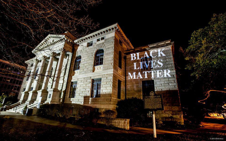 YesAurielle's tweet photo. We can no longer suffer in silence. We can no longer build in silos. & this is #blacklove
#kevindavis #sleepoutatl http://t.co/Dbzez4Trih