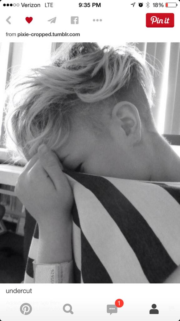 RileysRed7's tweet image. I&apos;m going to get my hair cut tomorrow.. This is what I&apos;m leaning towards... Eeeek #bigcommitment