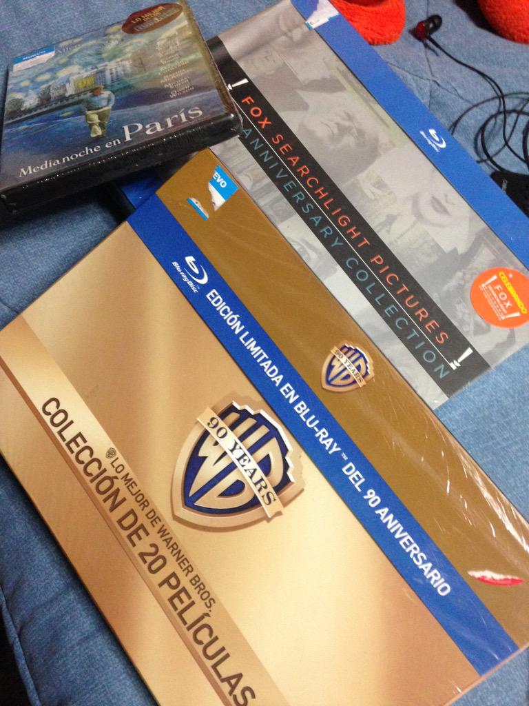 haroldazuara's tweet photo. Como ya casi es 14 de febrero❤️ hoy voy a ver pelis con mi "personita especial" toda la noche🙌🙈 http://t.co/xOp9EmeZfl