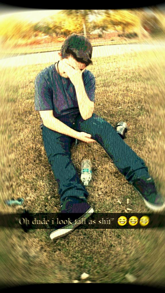 UndyingPath's tweet image. Trippy shit 😋😋😏😏