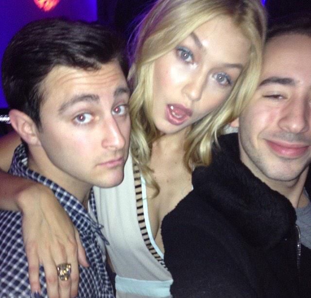 HadidNews's tweet photo. grunj: "In all honesty this is the most star struck I've ever been #actuallyperfect @gigihadid" http://t.co/UZ1s7z3GCB