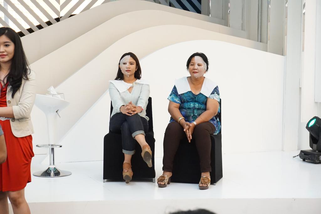 Today event with <a href="/nanophilosophy/">Nano Philosophy</a> at atrium <a href="/senayancity/">Senayan City</a> #bbmeetup