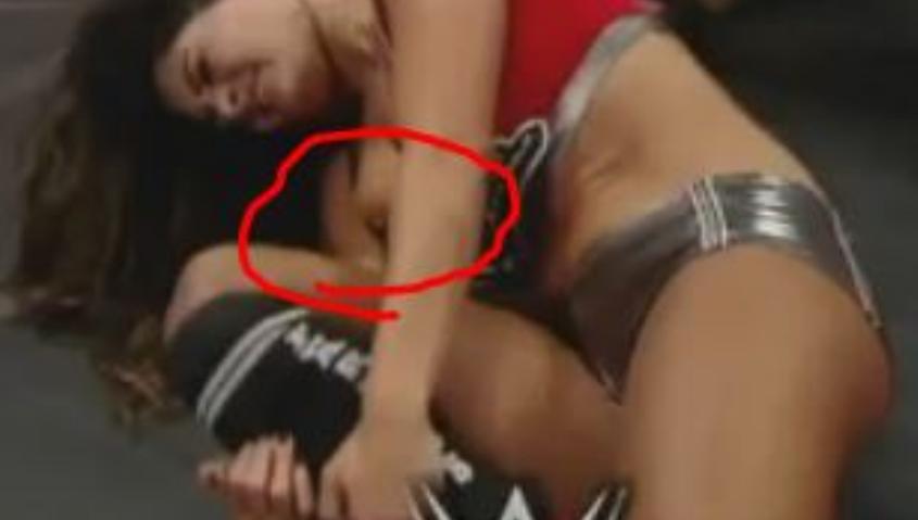 Female wrestlers pussy slip