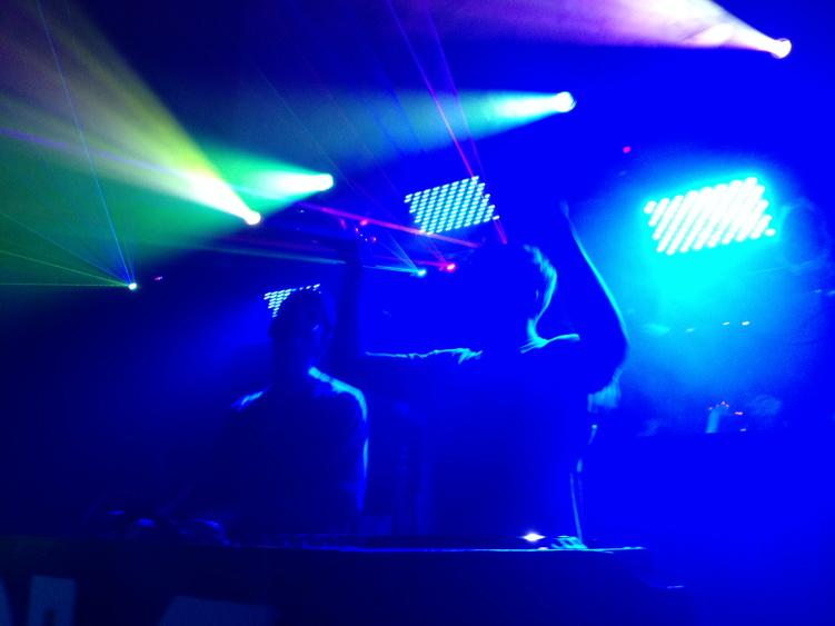 juniperfreebird's tweet photo. Great show tonight  @Dunnkirk with  @X5IGHT I had so much fun!   Thanks homies! http://t.co/GVzC42pdpG