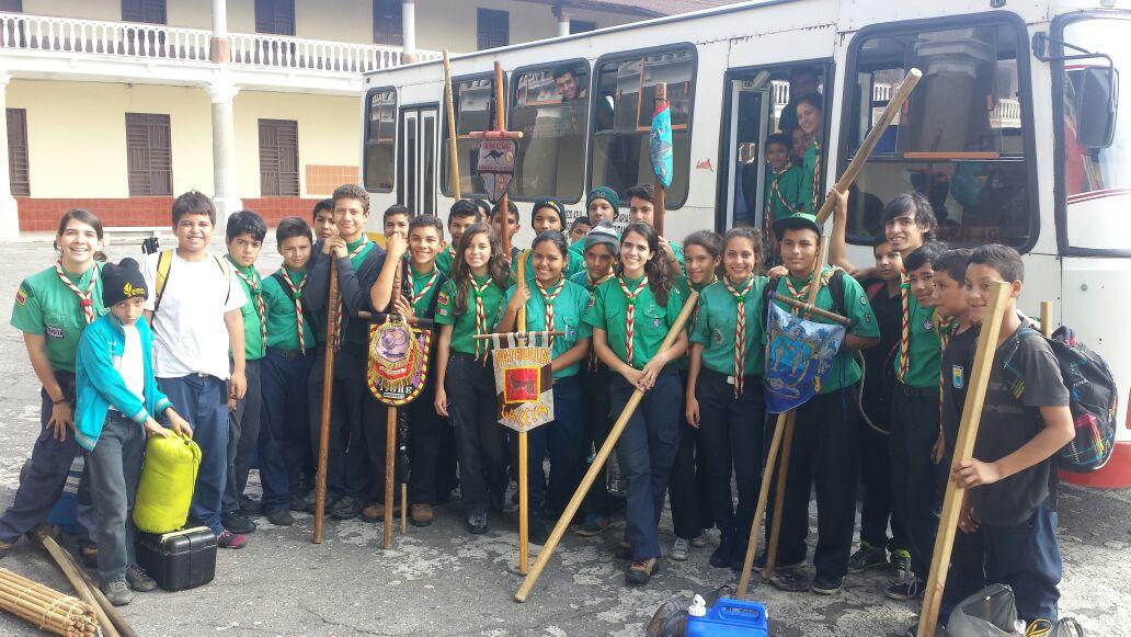 DttoCatedral's tweet image. Un gran saludo a las Tropas del @GsLaSalleBqto quienes saldran a su campamento anual #Campaguaro2015 #SiempreListos
