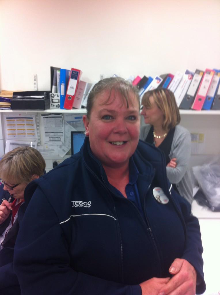 Need a van driven? Ask Net! Thanks for delivering to our customers <a href="/2172_great/">Great Notley 2172</a> @ssGroup23 <a href="/barsidesteve/">Steve Bishop</a>