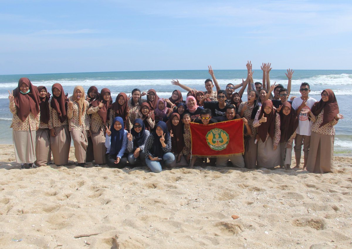 LePs_SWIBHA's tweet photo. Plesir dan Pulang .............................................. http://t.co/yTdgRu6gqO