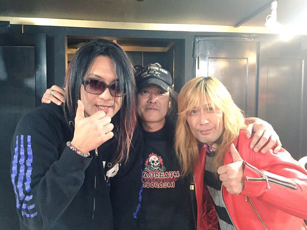 Thogo On Twitter 打ち合わせ後 元x X Japan ベースhikaruさんのところで食の暴力 在籍時のxの鹿鳴館秘蔵ライブ映像 30年前 観ながら 知り合いも居て楽しかった そして80年代の大御所 バンドtiltの榊原さんを紹介いただきました Http T Co Uiqeg2ikpx Twitter