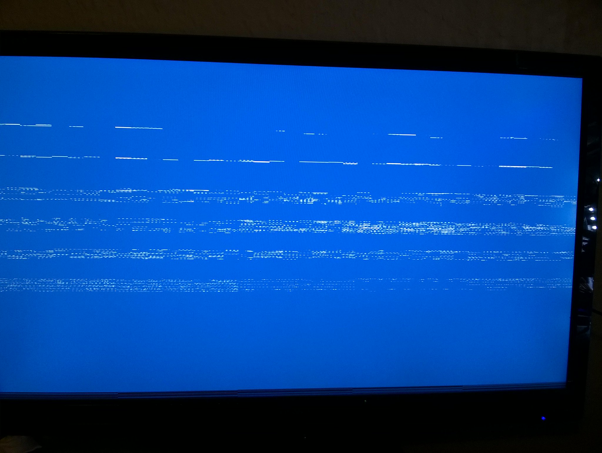 B9z85euIEAAXQ0Y.jpg:large