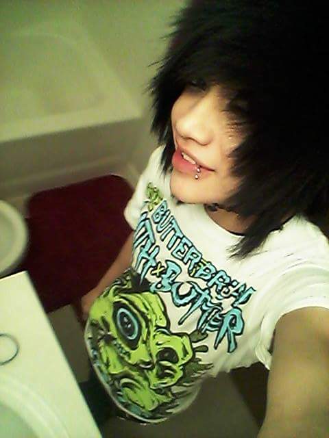 KodaLoveSnow's tweet image. New to RP so retweet please? Thanks loves