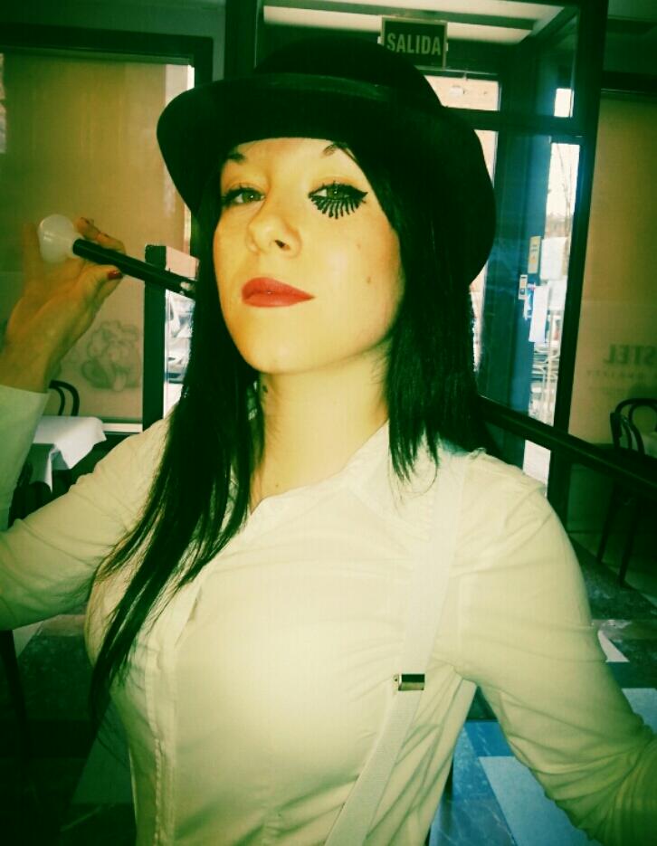 iss_57's tweet photo. Hubiera estado bien ver la cara de los clientes si supieran quien les atendía ayer...xD http://t.co/RpkRtI9vos