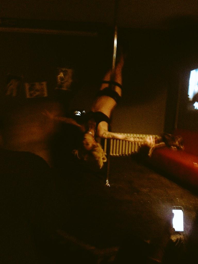 alis oldfield (@alisoldfield) on Twitter photo 