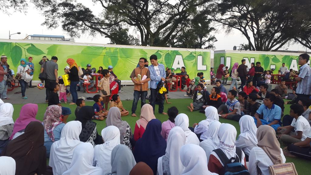 festarakarisma's tweet photo. Alhamdulillah Pra event Festara telah selesai .. terimakasih buat adik yang telah hadir :) tunggu tgl 22 Maret yaa~ http://t.co/ed4aJPdWbY