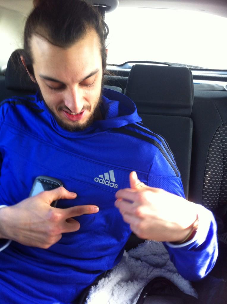 ciottigiulio's tweet photo. Oggi abbiamo in macchina un super Eugenio Adidas Sponsored http://t.co/h41uju81g5