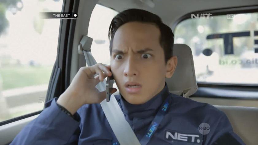 GePamungkas's tweet photo. 😳 RT @netmediatama: Reaksi Andika @GePamungkas saat menerima telpon dari @gistaputri #TheEastNETJemputTamu http://t.co/yd3wDrmb7P