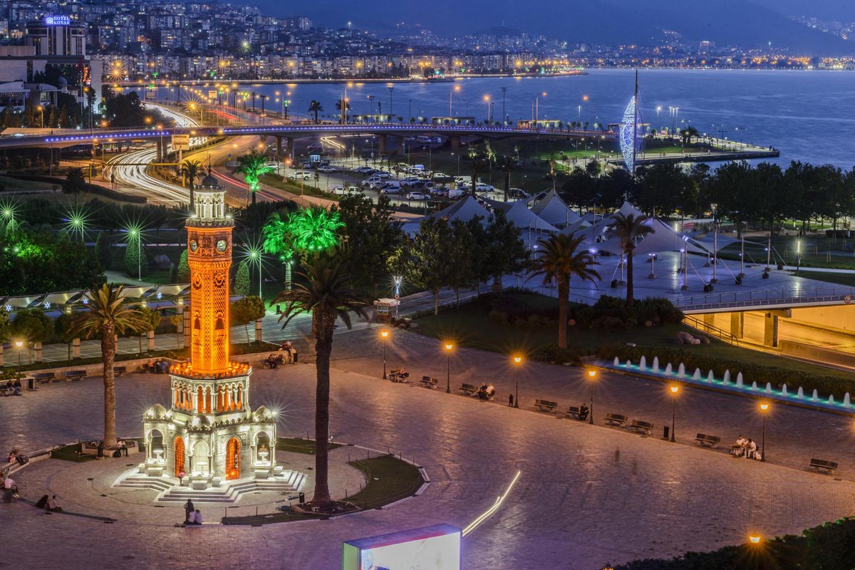 İzmir.. En güzel sevgili..