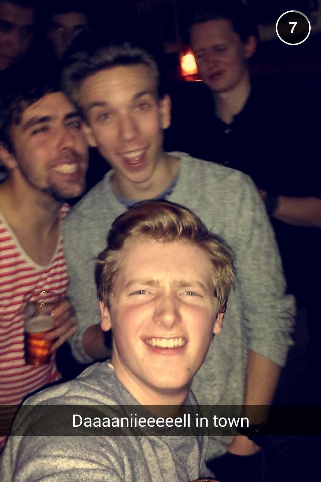 DanielSchouw's tweet photo. Prima nachtje Utrecht gehad. http://t.co/wjtRjntzSF
