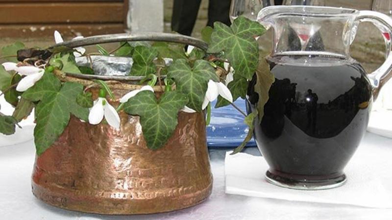 February 14 - the first is Trifon Zarezan or vine growers‘ day, when we celebrate love of vines, grapes and wine.