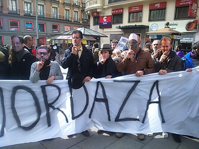 Nosomosdelito's tweet image. Cuando el Pueblo alza su voz nadie lo puede detener @solfonica #14FYoVoy contra #LeyesMordaza