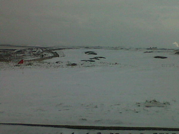 JoanneHall14's tweet photo. Royal porthcawl looking up the first 11am http://t.co/yxJbN7Ad