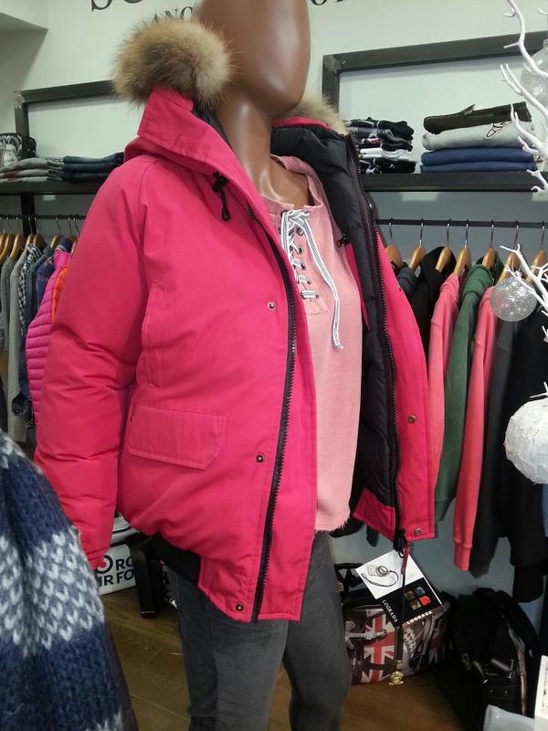 TheLograda's tweet photo. Doudounes #LOGRADA Rouge Disponible "11 Avenue De Mazargues 13008, Marseille" Bienvenus Dans La Boutique #LOGRADA http://t.co/1uaHRdha