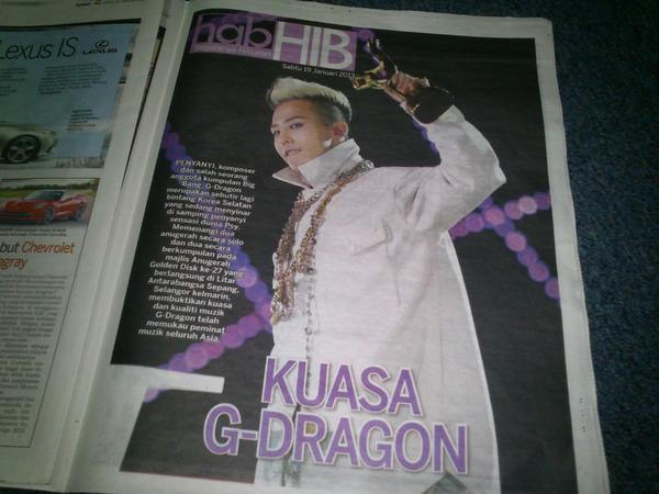 [19/1/13][Pho] GD và YG Family trên báo Kosmo & Metro của Malaysia BA-STTiCIAAjgcN