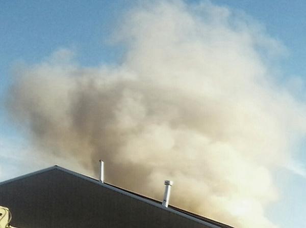 IAFF1197's tweet photo. Another pic from large mulch fire. http://t.co/sa2wOMuy