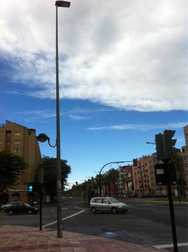 caballero_98's tweet photo. Menos mal que se esta despejando http://t.co/Aspvp2RY