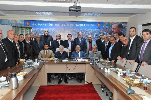 Başkan <a href="/Hasan_Cann/">Hasan Can</a> Muhtarlarla İstişare Toplantısında Bir Araya Geldi > umraniye.bel.tr/bpi.asp?caid=4…