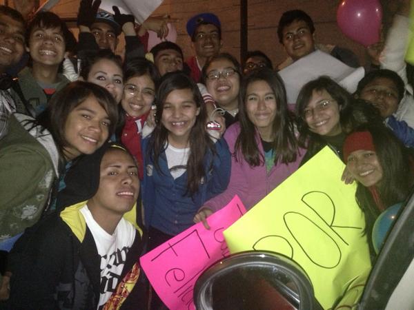 altavisiontv's tweet photo. RT @JazminconJ: Y a ustedes Gracias por el apoyo! http://t.co/7kImSnXs