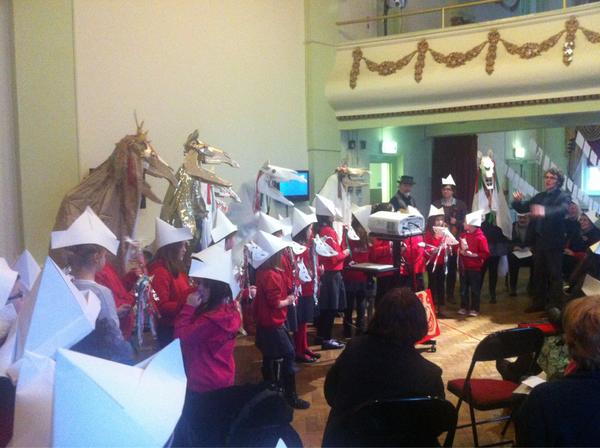 owen_fern's tweet photo. #BEAM2012 Mari Lwyd procession at poi poi @GlynnVivian http://t.co/grzIRDVR Penblwydd Hapus! http://t.co/kEbJTkq5