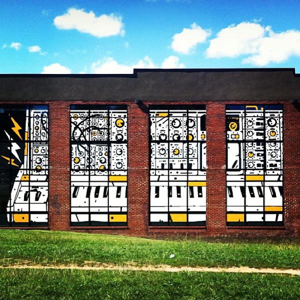moogmusicinc's tweet photo. Moog Factory:  http://t.co/9Cvmt5JK http://t.co/iPYbKSMO
