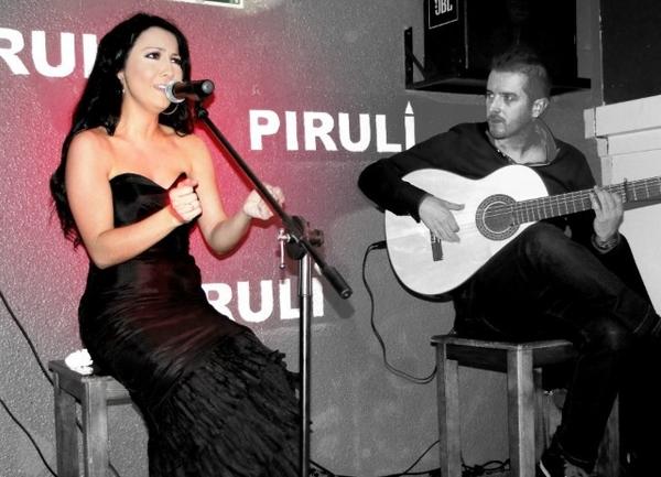 YAIZAOLIVAR's tweet photo. EN CONCIERTO:

VIERNES 18 en DISCOTECA PIRULÍ, MEDINA DEL CAMPO. 23:30

SABADO 19 en BAR LAS VEGAS, CARPIO, 23:30 http://t.co/lZd18mTG
