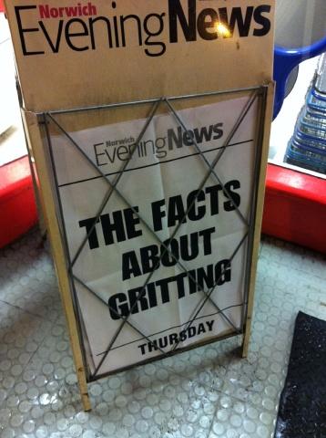 If anyone's in Norwich tonight please pick us up a copy of The Evening News.  (via <a href="/theJeremyVine/">Jeremy Vine | Here, on Tiktok, Insta & Facebook</a> + <a href="/punkcinema1/">Punk Cinema</a>) #snow