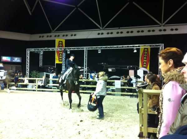 DVBaalen's tweet image. Danielle van Mierlo en BMC Ucento nu in de ring! #futuretest #JumpingAmsterdam