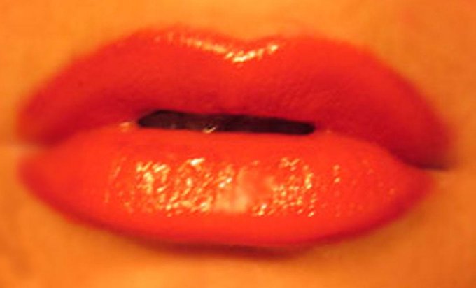 #news Do you wanna kiss me? http://t.co/K8KOgkaA http://t.co/tdlbnTk3<a href="/tag/news"class="tags">#news</a>
