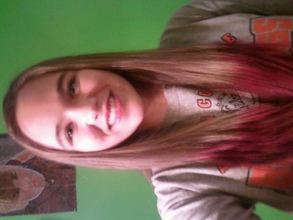 astevey13's tweet image. Yay!!:) #RedTips #DipDyedHair