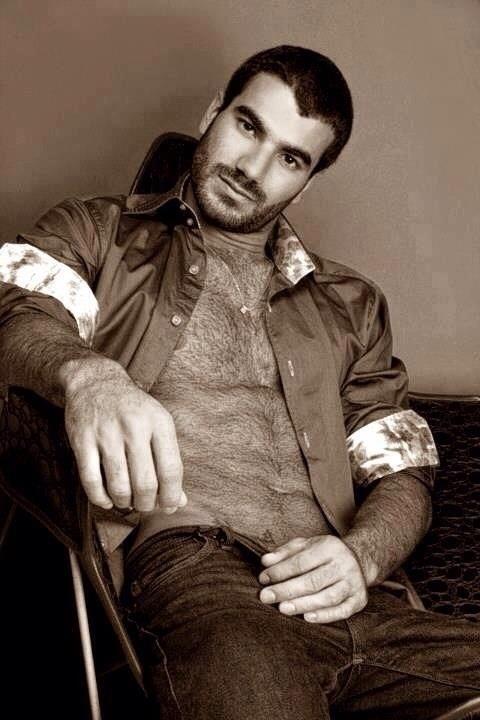 _cockring's tweet photo. β@parksronnie: Daddy's boyβ€ http://t.co/X4HePlI9β #fuckinghot #FurryHunks wow #viernesdehoytoca