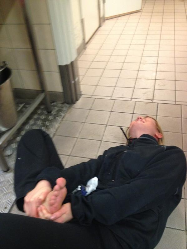 j_anderssson's tweet photo. Har äntligen hittat nån som är minst lika klumpig som jag 😍 @Gab0ls http://t.co/3H4TyS87