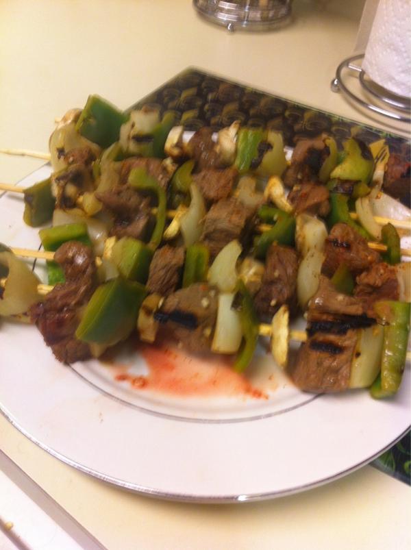 Shelbyy_lou's tweet image. Me and Mims made dinner😍❤ #steaklyfe