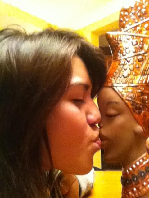 DuulMMD's tweet image. Besando al negro #OyePapi