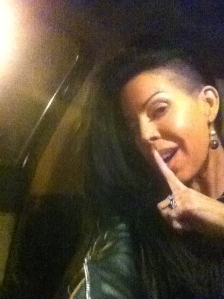 HeymanHustle's tweet photo. Somone's getting in a WILD mood! RT: @Misstabstevens Don't  tell anyone. I shaved both sides of my head http://t.co/Ds1tre4W cc: @Gary_Orona