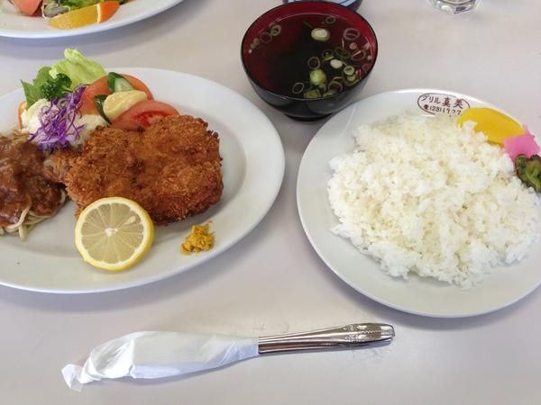 今日のお昼は久しぶりのグリル真美！ボリュームすげー！