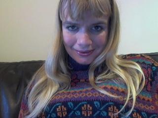 nice woolly jumper, a pre-requisite for these #snowy conditions! http://t.co/ztg0bcT5<a href="/tag/snowy"class="tags"><span>#snowy</span></a>