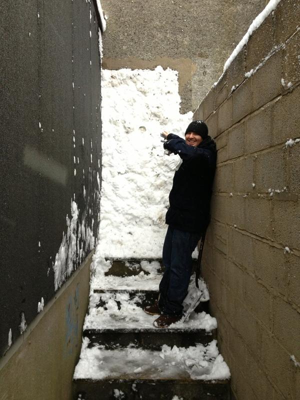 LewisYost91's tweet photo. You should of answered the text @craigkyte Haha @Shauno_P http://t.co/9qDdS5hu