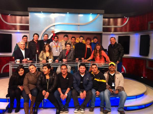 Vanzzini's tweet photo. Los numero 1# Somos @multimediostv , aqui la foto: http://t.co/c8mHkjuc