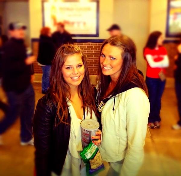 _hannahjohnson's tweet photo. Happy birthday @DA_DISH http://t.co/jizlmn28
