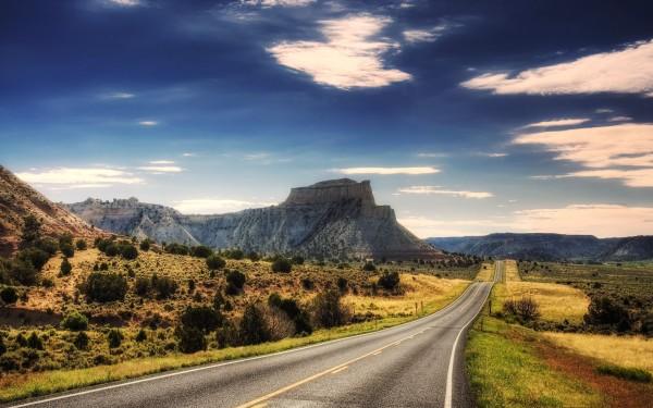 carwallpapers1's tweet photo. beautiful day and long highway wallpaper - http://t.co/fkD9MtPe http://t.co/MsjPmPnk