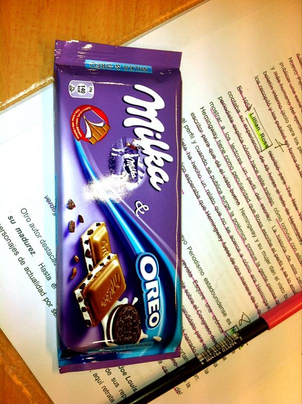 carlotaorts's tweet photo. Que derrepente @ASB_13 me sorprenda el estudio con esto es para morrearla http://t.co/T7V4TrLf
